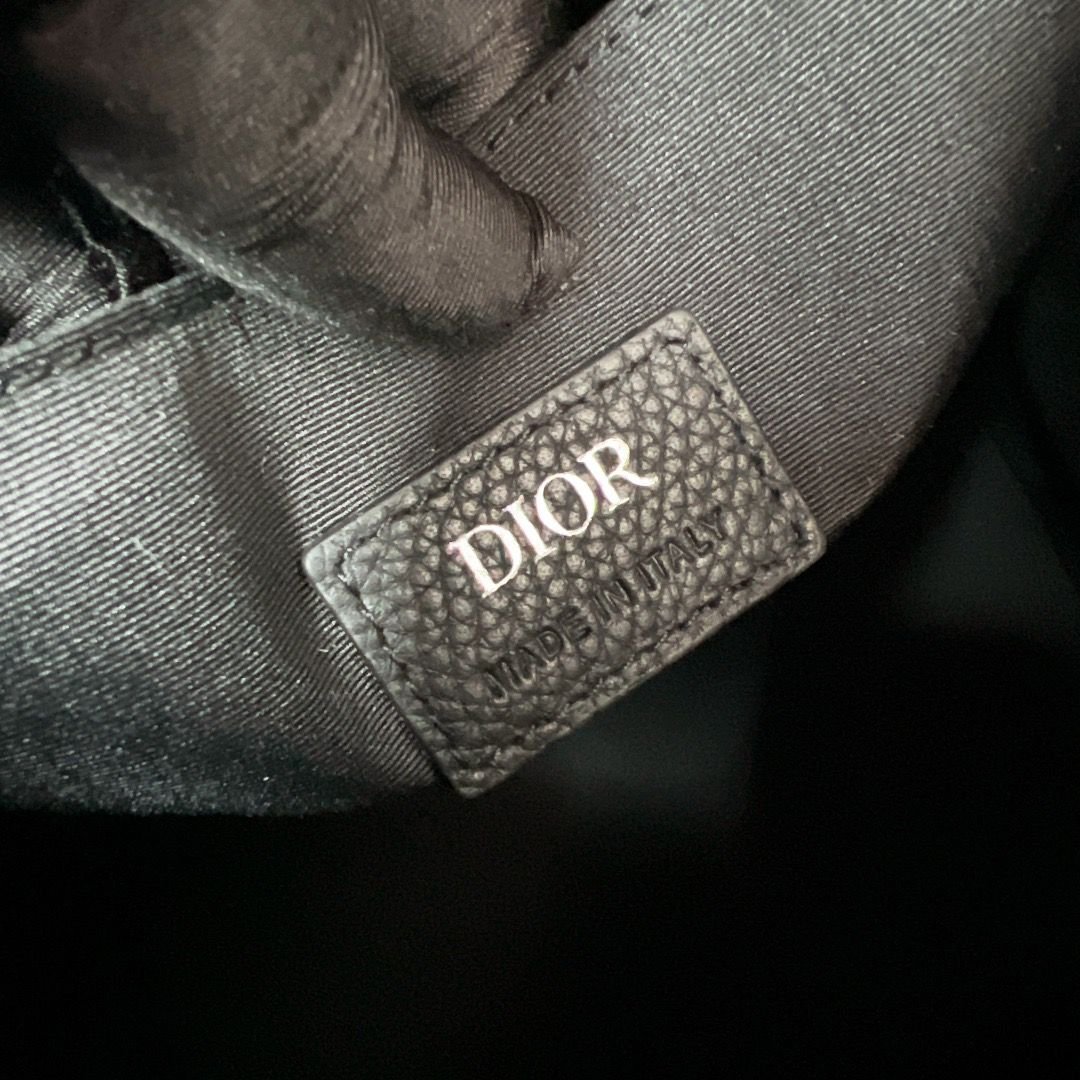Christian Dior  6