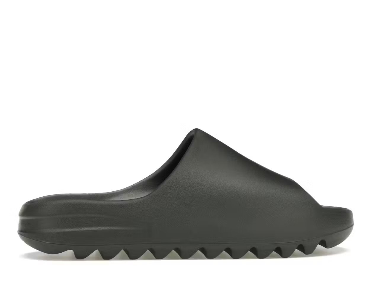 Yeezy slides adidas  2