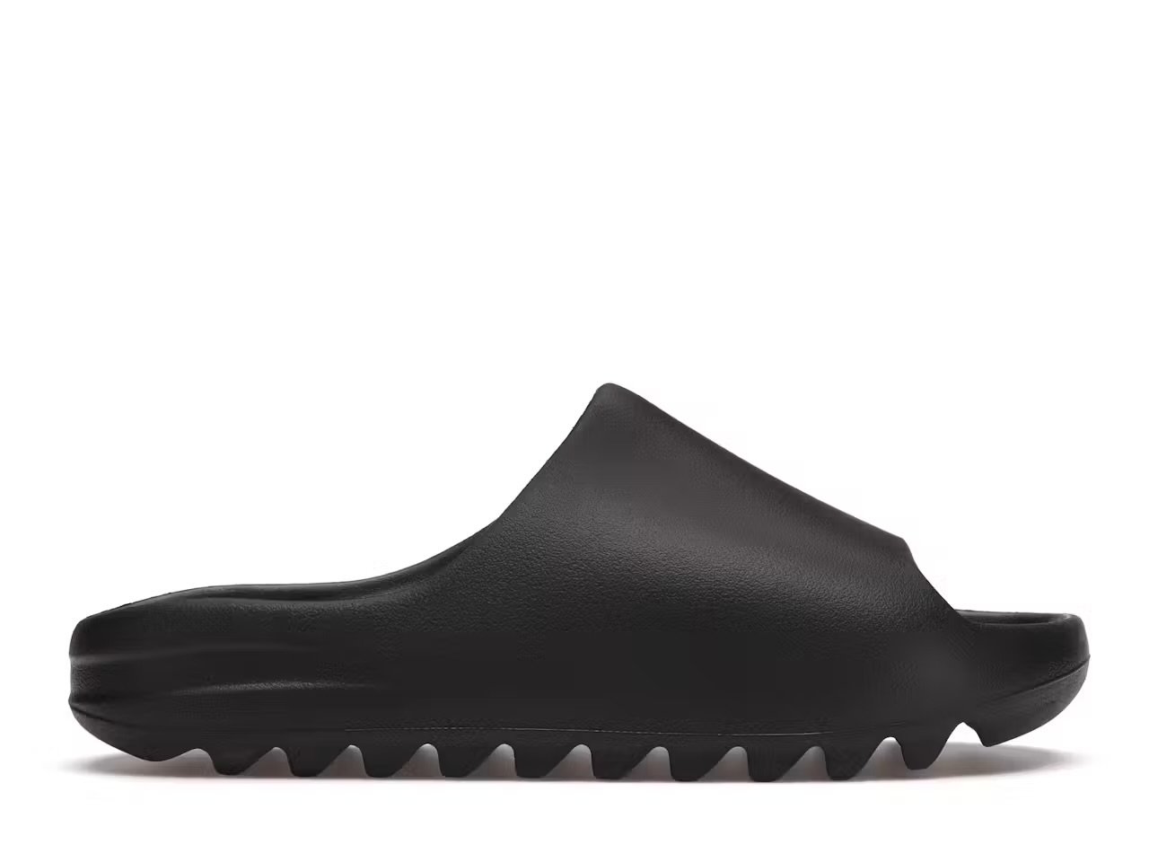Yeezy slides adidas  4
